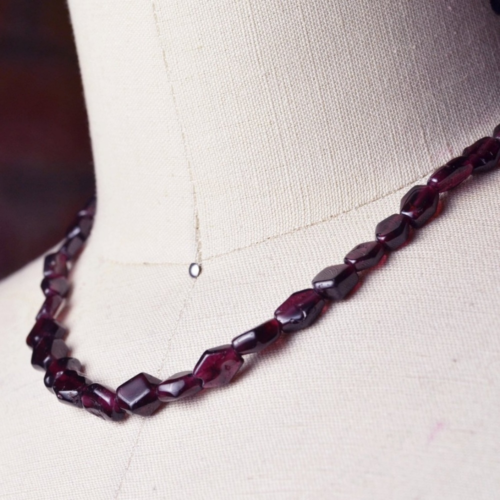 1950s Purple Resin Necklace